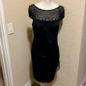 Cache cocktail dress size 12. Like new !